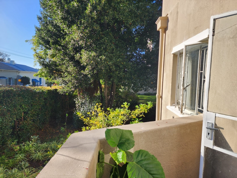 1 Bedroom Property for Sale in Rondebosch Village Western Cape